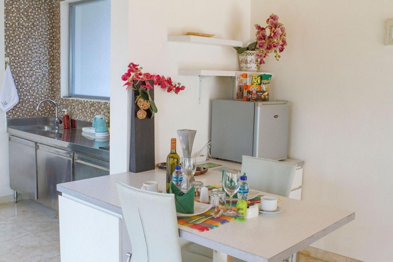 Echo Beach Designer Aparthotel Canggu (Bali)